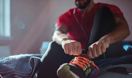 &Xi;ύ&pi;&nu;&alpha; &sigma;&alpha;&nu; &Alpha;&theta;&lambda;&eta;&tau;ή&sigmaf;!