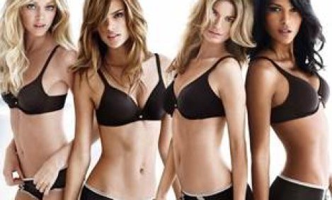 &Pi;ώ&sigmaf; &gamma;&upsilon;&mu;&nu;ά&zeta;&omicron;&nu;&tau;&alpha;&iota; &tau;&alpha; &mu;&omicron;&nu;&tau;έ&lambda;&alpha; &tau;&eta;&sigmaf; Victoria&rsquo;s Secret...