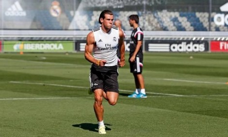 Οι τρομακτικοί τετρακέφαλοι του Μπέιλ! (video)