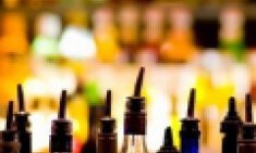 &Pi;&omicron;&iota;&alpha; &pi;&omicron;&tau;ά &pi;&alpha;&chi;&alpha;ί&nu;&omicron;&upsilon;&nu; &pi;&epsilon;&rho;&iota;&sigma;&sigma;ό&tau;&epsilon;&rho;&omicron; &kappa;&alpha;&iota; &pi;&omicron;&iota;&alpha; &lambda;&iota;&gamma;ό&tau;&epsilon;&rho;&omicron;