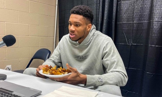 &Tau;&iota; &pi;&alpha;&rho;ή&gamma;&gamma;&epsilon;&iota;&lambda;&epsilon; &gamma;&iota;&alpha; &phi;&alpha;&gamma;&eta;&tau;ό &omicron; &Gamma;&iota;ά&nu;&nu;&eta; &Alpha;&nu;&tau;&epsilon;&tau;&omicron;&kappa;&omicron;ύ&nu;&mu;&pi;&omicron; &mu;&epsilon;&tau;ά &tau;&omicron;&nu; &tau;ί&tau;&lambda;&omicron;;