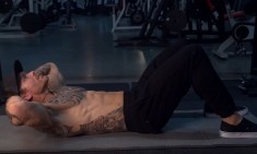 &Tau;&alpha; &mu;&upsilon;&sigma;&tau;&iota;&kappa;ά &gamma;&iota;&alpha; &kappa;&omicron;&iota;&lambda;&iota;&alpha;&kappa;&omicron;ύ&sigmaf;&hellip; &pi;έ&tau;&rho;&alpha; &kappa;&alpha;&iota; &tau;&alpha; &lambda;ά&theta;&eta; &pi;&omicron;&upsilon; &sigma;ί&gamma;&omicron;&upsilon;&rho;&alpha; &kappa;ά&nu;&epsilon;&iota;&sigmaf; (video)