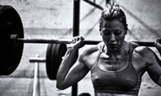 CrossFit: &Nu;έ&alpha; έ&rho;&epsilon;&upsilon;&nu;&alpha; &beta;ά&zeta;&epsilon;&iota; &tau;&eta; &delta;&eta;&mu;&omicron;&phi;&iota;&lambda;ή &pi;&rho;&omicron;&pi;ό&nu;&eta;&sigma;&eta; &upsilon;&pi;ό &delta;&omicron;&kappa;&iota;&mu;ή