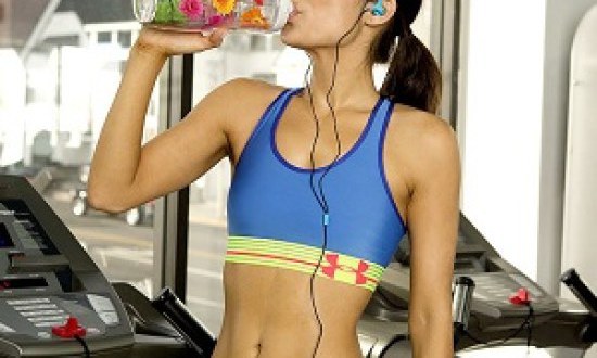 Το μαγικό ρόφημα που καίει το λίπος