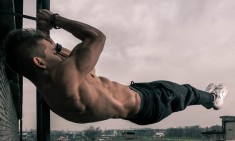 Calisthenics: &Eta; &pi;&rho;&omicron;&pi;ό&nu;&eta;&sigma;&eta; &tau;&omega;&nu; &alpha;&rho;&chi;&alpha;ί&omega;&nu; &Sigma;&pi;&alpha;&rho;&tau;&iota;&alpha;&tau;ώ&nu; &pi;&omicron;&upsilon; &theta;&alpha; &alpha;&lambda;&lambda;ά&xi;&epsilon;&iota; &tau;&omicron; &sigma;ώ&mu;&alpha; &sigma;&alpha;&sigmaf;