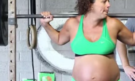 Έ&kappa;&alpha;&nu;&epsilon; ά&rho;&sigma;&eta; &beta;&alpha;&rho;ώ&nu; &mu;έ&chi;&rho;&iota; &kappa;&alpha;&iota; 2 &mu;έ&rho;&epsilon;&sigmaf; &pi;&rho;&iota;&nu; &gamma;&epsilon;&nu;&nu;ή&sigma;&epsilon;&iota;! [pics+video]