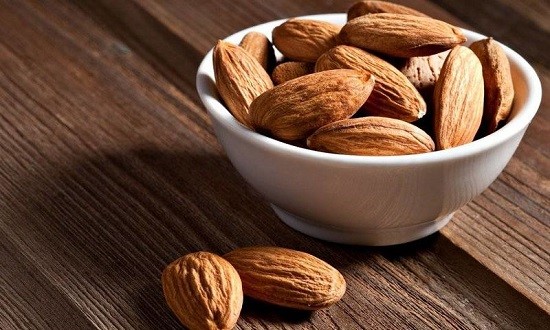 &Tau;&alpha; &alpha;&mu;ύ&gamma;&delta;&alpha;&lambda;&alpha; &kappa;&alpha;&iota; &tau;&alpha; &alpha;&pi;ί&sigma;&tau;&epsilon;&upsilon;&tau;&alpha; &omicron;&phi;έ&lambda;&eta; &gamma;&iota;&alpha; &tau;&omicron; &sigma;ώ&mu;&alpha; &mu;&alpha;&sigmaf;