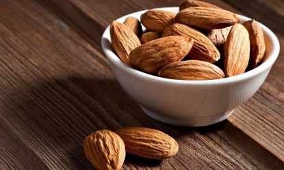 &Tau;&alpha; &alpha;&mu;ύ&gamma;&delta;&alpha;&lambda;&alpha; &kappa;&alpha;&iota; &tau;&alpha; &alpha;&pi;ί&sigma;&tau;&epsilon;&upsilon;&tau;&alpha; &omicron;&phi;έ&lambda;&eta; &gamma;&iota;&alpha; &tau;&omicron; &sigma;ώ&mu;&alpha; &mu;&alpha;&sigmaf;