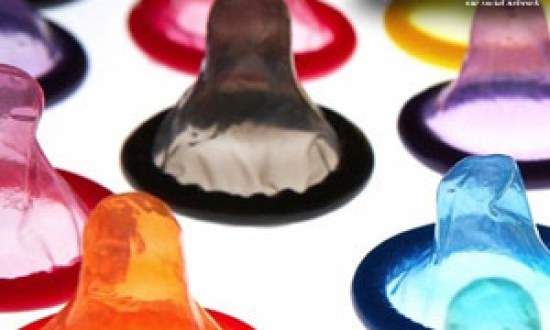 &Tau;&Alpha; &Pi;&Rho;&Omicron;&Phi;&Upsilon;&Lambda;&Alpha;&Kappa;&Tau;&Iota;&Kappa;&Alpha; &Mu;&Alpha;&Rho;&Kappa;&Alpha;&Sigma; &laquo;NAKED&raquo; &Kappa;&Omicron;&Sigma;&Tau;&Iota;&Zeta;&Omicron;&Upsilon;&Nu; &Pi;&Epsilon;&Rho;&Iota;&Sigma;&Sigma;&Omicron;&Tau;&Epsilon;&Rho;&Omicron; &Alpha;&Pi;&Omicron; &Mu;&Iota;&Alpha; &Epsilon;&Pi;&Iota;&Sigma;&Kappa;&Epsilon;&Psi;&Eta; &Sigma;&Epsilon; &Epsilon;&Nu;&Alpha;&Nu; &Phi;&Tau;&Eta;&Nu;&Omicron; &Omicron;&Iota;&Kappa;&Omicron; &Alpha;&Nu;&Omicron;&Chi;&Eta;&Sigma;