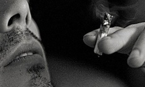 &Mu;&pi;&omicron;&rho;&epsilon;ί&sigmaf; &nu;&alpha; &epsilon;&xi;&alpha;&rho;&tau;&eta;&theta;&epsilon;ί&sigmaf; &alpha;&pi;ό &tau;&eta; &mu;&alpha;&rho;&iota;&chi;&omicron;&upsilon;ά&nu;&alpha;/&chi;&alpha;&sigma;ί&sigmaf;;