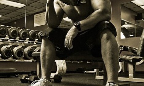 &Eta; &delta;&iota;&alpha;&tau;&alpha;&rho;&alpha;&chi;ή Bigorexia &pi;&lambda;ή&tau;&tau;&epsilon;&iota; &tau;&omicron;&upsilon;&sigmaf; &phi;&alpha;&nu;&alpha;&tau;&iota;&kappa;&omicron;ύ&sigmaf; &tau;&omicron;&upsilon; &gamma;&upsilon;&mu;&nu;&alpha;&sigma;&tau;&eta;&rho;ί&omicron;&upsilon;