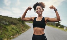 5 &mu;ύ&theta;&omicron;&iota; &gamma;&iota;&alpha; &tau;&eta; &mu;&upsilon;ϊ&kappa;ή &epsilon;&nu;&delta;&upsilon;&nu;ά&mu;&omega;&sigma;&eta; &tau;&omega;&nu; &gamma;&upsilon;&nu;&alpha;&iota;&kappa;ώ&nu;