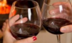 &Gamma;&iota;&alpha;&tau;ί &tau;&omicron; &alpha;&lambda;&kappa;&omicron;ό&lambda; &sigma;&kappa;&omicron;&tau;ώ&nu;&epsilon;&iota; &tau;&omicron; &sigma;&epsilon;&xi;