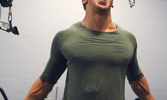 'H&rho;&theta;&epsilon; &eta; ώ&rho;&alpha; &nu;&alpha; &laquo;&pi;&omicron;&nu;έ&sigma;&epsilon;&iota;&sigmaf;&raquo; &mu;&epsilon; &sigma;&omicron;ύ&pi;&epsilon;&rho;-&sigma;&epsilon;&tau;!