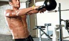 &Omicron;&iota; &Alpha;&sigma;&kappa;ή&sigma;&epsilon;&iota;&sigmaf; Kettlebell Swings &Mu;&pi;&omicron;&rho;&omicron;ύ&nu; &nu;&alpha; &Beta;&epsilon;&lambda;&tau;&iota;ώ&sigma;&omicron;&upsilon;&nu; &tau;&omicron;&upsilon;&sigmaf; &Pi;ό&nu;&omicron;&upsilon;&sigmaf; &Alpha;&pi;ό &tau;&alpha; &Pi;&rho;&omicron;&beta;&lambda;ή&mu;&alpha;&tau;&alpha; &Pi;&lambda;ά&tau;&eta;&sigmaf;