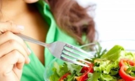 &Tau;&iota; ώ&rho;&alpha; &pi;&rho;έ&pi;&epsilon;&iota; &nu;&alpha; &tau;&rho;ώ&tau;&epsilon; &gamma;&iota;&alpha; &nu;&alpha; &mu;&eta;&nu; &laquo;&mu;&alpha;&zeta;&epsilon;ύ&epsilon;&tau;&epsilon;&raquo; &kappa;&iota;&lambda;ά