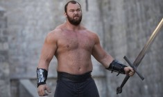 Game of Thrones: &Alpha;&gamma;&nu;ώ&rho;&iota;&sigma;&tau;&omicron;&sigmaf; &omicron; Mountain - έ&chi;&alpha;&sigma;&epsilon; 46 &kappa;&iota;&lambda;ά