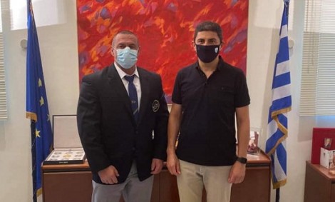 &Sigma;&upsilon;&nu;ά&nu;&tau;&eta;&sigma;&eta; &tau;&omicron;&upsilon; &Tau;ά&sigma;&omicron;&upsilon; &Kappa;&omicron;&lambda;&iota;&gamma;&kappa;&iota;ώ&nu;&eta; &mu;&epsilon; &tau;&omicron;&nu; &Lambda;&epsilon;&upsilon;&tau;έ&rho;&eta; &Alpha;&upsilon;&gamma;&epsilon;&nu;ά&kappa;&eta; &gamma;&iota;&alpha; &tau;&omicron; ά&theta;&lambda;&eta;&mu;&alpha; &tau;&omicron;&upsilon; bodybuilding