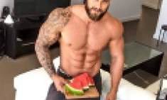 &Kappa;&alpha;&rho;&pi;&omicron;ύ&zeta;&iota; &mu;&epsilon;&tau;ά &tau;&eta; &gamma;&upsilon;&mu;&nu;&alpha;&sigma;&tau;&iota;&kappa;ή: &Tau;&omicron; &kappa;&alpha;&lambda;ύ&tau;&epsilon;&rho;&omicron; &phi;ά&rho;&mu;&alpha;&kappa;&omicron;!