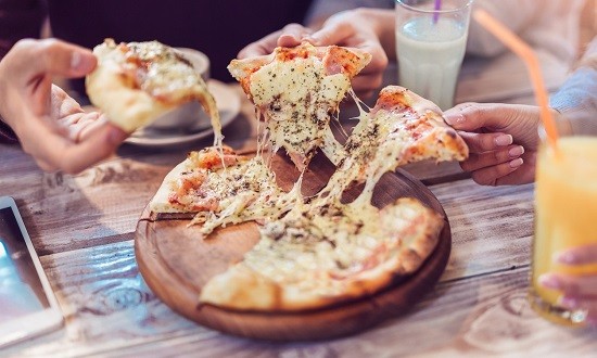 &Tau;&iota; &Delta;&Epsilon;&Nu; &pi;&rho;έ&pi;&epsilon;&iota; &nu;&alpha; &tau;&rho;&omega;&sigmaf; &kappa;&alpha;&theta;ό&lambda;&omicron;&upsilon; &tau;&omicron; &kappa;&alpha;&lambda;&omicron;&kappa;&alpha;ί&rho;&iota;!