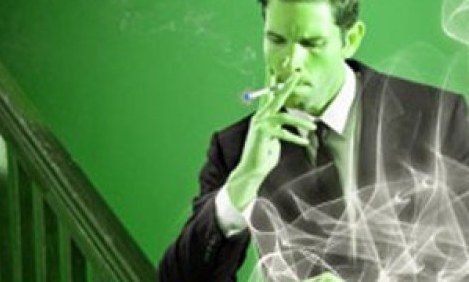 &Tau;&iota; &sigma;&upsilon;&mu;&beta;&alpha;ί&nu;&epsilon;&iota; &sigma;&tau;&omicron; &sigma;ώ&mu;&alpha; &mu;&alpha;&sigmaf; ό&tau;&alpha;&nu; &kappa;ό&psi;&omicron;&upsilon;&mu;&epsilon; &tau;&omicron; &kappa;ά&pi;&nu;&iota;&sigma;&mu;&alpha;;;;