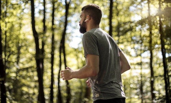 &Pi;ό&sigma;&omicron; &pi;&rho;έ&pi;&epsilon;&iota; &nu;&alpha; &pi;&epsilon;&rho;&pi;&alpha;&tau;ά&sigmaf; &kappa;ά&theta;&epsilon; &mu;έ&rho;&alpha;, &alpha;&nu; &theta;έ&lambda;&epsilon;&iota;&sigmaf; &nu;&alpha; &kappa;ά&nu;&epsilon;&iota;&sigmaf; &tau;&eta; &delta;&iota;&alpha;&phi;&omicron;&rho;ά