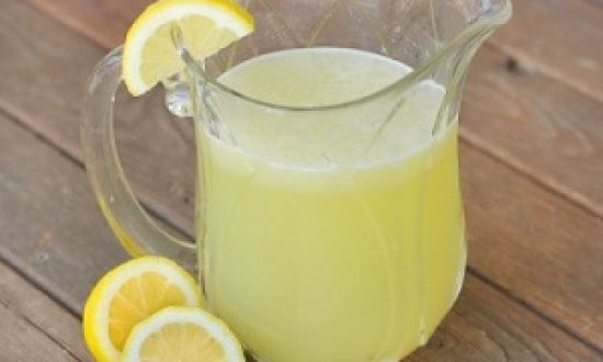 Ώ&rho;&alpha; &gamma;&iota;&alpha; &delta;&rho;&omicron;&sigma;&iota;&sigma;&tau;&iota;&kappa;ή &sigma;&pi;&iota;&tau;&iota;&kappa;ή &lambda;&epsilon;&mu;&omicron;&nu;ά&delta;&alpha;