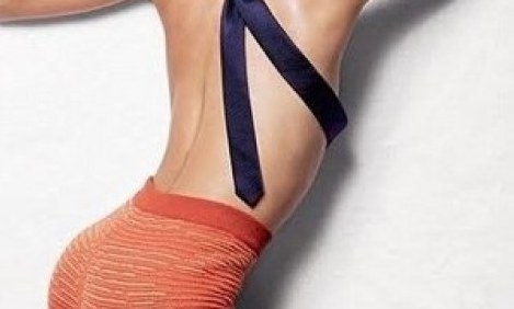 &Pi;o&zeta;ά&rho;&epsilon;&iota; &mu;ό&nu;&omicron; &mu;&epsilon; &mu;&iota;&alpha;...&gamma;&rho;&alpha;&beta;ά&tau;&alpha; &alpha;&pi;ό &pi;ά&nu;&omega;! (&Phi;&Omega;&Tau;&Omicron;)