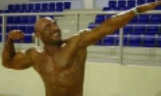 &Sigma;&upsilon;&nu;έ&nu;&tau;&epsilon;&upsilon;&xi;&eta;: Mikey El Masri: "&Phi;έ&tau;&omicron;&sigmaf; &theta;&alpha; &pi;&alpha;ί&xi;&omega; &pi;&alpha;&nu;&tau;&omicron;ύ"