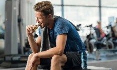 &Mu;&alpha;ύ&rho;&eta; &sigma;&omicron;&kappa;&omicron;&lambda;ά&tau;&alpha;: &Tau;&alpha; &alpha;&pi;&rho;&omicron;&sigma;&delta;ό&kappa;&eta;&tau;&alpha; &omicron;&phi;έ&lambda;&eta; &tau;&eta;&sigmaf; &sigma;&tau;&eta;&nu; &pi;&rho;&omicron;&pi;ό&nu;&eta;&sigma;&eta;