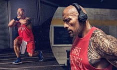 O &laquo;The Rock&raquo; &alpha;&pi;&omicron;&kappa;ά&lambda;&upsilon;&psi;&epsilon; &tau;&eta;&nu; &alpha;&eta;&delta;&iota;&alpha;&sigma;&tau;&iota;&kappa;ή &tau;&omicron;&upsilon; &sigma;&upsilon;&nu;ή&theta;&epsilon;&iota;&alpha; &sigma;&tau;&omicron; &gamma;&upsilon;&mu;&nu;&alpha;&sigma;&tau;ή&rho;&iota;&omicron;