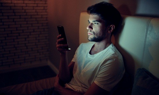 &Gamma;&iota;&alpha;&tau;ί &pi;&rho;έ&pi;&epsilon;&iota; &nu;&alpha; &sigma;&tau;&alpha;&mu;&alpha;&tau;ή&sigma;&epsilon;&iota;&sigmaf; &nu;&alpha; &beta;&lambda;έ&pi;&epsilon;&iota;&sigmaf; &pi;&omicron;&rho;&nu;ό &alpha;&pi;ό &tau;&omicron; &kappa;&iota;&nu;&eta;&tau;ό &sigma;&omicron;&upsilon;