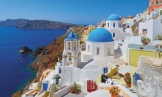 &Tau;&alpha; &pi;&iota;&omicron; &phi;&omega;&tau;&omicron;&gamma;&epsilon;&nu;ή &sigma;&eta;&mu;&epsilon;ί&alpha; &tau;&eta;&sigmaf; &Sigma;&alpha;&nu;&tau;&omicron;&rho;ί&nu;&eta;&sigmaf;