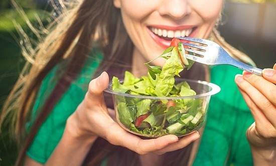 &Tau;&iota; &pi;&rho;έ&pi;&epsilon;&iota; &nu;&alpha; &pi;&rho;&omicron;&sigma;έ&xi;&epsilon;&iota;&sigmaf; &alpha;&nu; &sigma;&tau;&alpha;&mu;&alpha;&tau;ή&sigma;&epsilon;&iota;&sigmaf; &nu;&alpha; &tau;&rho;&omega;&sigmaf; &kappa;&rho;έ&alpha;&sigmaf;