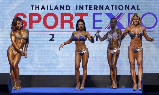&Omicron;&iota; &kappa;&omicron;&rho;&upsilon;&phi;&alpha;ί&epsilon;&sigmaf; &gamma;&upsilon;&nu;&alpha;ί&kappa;&epsilon;&sigmaf; bodybuilders &tau;&eta;&sigmaf; &Tau;&alpha;ϊ&lambda;ά&nu;&delta;&eta;&sigmaf; &epsilon;&pi;ί &sigma;&kappa;&eta;&nu;ή&sigmaf;!
