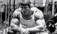 &Tau;&omicron; &mu;&upsilon;&sigma;&tau;&iota;&kappa;ό &tau;&omicron;&upsilon; Arnold Schwarzenegger &gamma;&iota;&alpha; &nu;&alpha; &mu;&eta; &chi;ά&nu;&epsilon;&iota; &omicron;ύ&tau;&epsilon; &mu;ί&alpha; &pi;&rho;&omicron;&pi;ό&nu;&eta;&sigma;&eta;