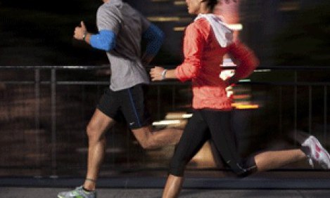 &Omicron;&iota; &kappa;ί&nu;&delta;&upsilon;&nu;&omicron;&iota; &tau;&omicron;&upsilon; &nu;&alpha; &tau;&rho;έ&chi;&omicron;&upsilon;&mu;&epsilon; &mu;&epsilon; &beta;ά&rho;&eta;