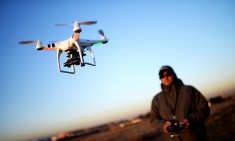 &Pi;ώ&sigmaf; &tau;&alpha; drones &theta;&alpha; &lambda;ύ&sigma;&omicron;&upsilon;&nu; έ&nu;&alpha; &tau;&epsilon;&rho;ά&sigma;&tau;&iota;&omicron; &upsilon;&gamma;&epsilon;&iota;&omicron;&nu;&omicron;&mu;&iota;&kappa;ό &pi;&rho;ό&beta;&lambda;&eta;&mu;&alpha;