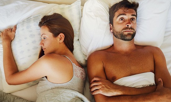 &Tau;&iota; &sigma;&upsilon;&mu;&beta;&alpha;ί&nu;&epsilon;&iota; &sigma;&tau;&omicron; &sigma;ώ&mu;&alpha;, ό&tau;&alpha;&nu; &delta;&epsilon;&nu; &kappa;ά&nu;&epsilon;&iota;&sigmaf; &sigma;&epsilon;&xi; &kappa;&alpha;&iota; &delta;&epsilon;&nu; &alpha;&upsilon;&tau;&omicron;ϊ&kappa;&alpha;&nu;&omicron;&pi;&omicron;&iota;&epsilon;ί&sigma;&alpha;&iota;