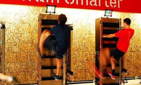 FitWall: Ά&psi;&omicron;&gamma;&omicron; &kappa;&omicron;&rho;&mu;ί &mu;&epsilon; &sigma;ύ&mu;&mu;&alpha;&chi;&omicron; έ&nu;&alpha;&nu;... &tau;&omicron;ί&chi;&omicron;