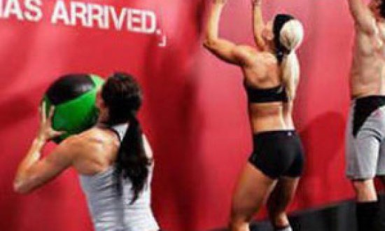 CrossFit &gamma;&iota;&alpha; &alpha;&rho;&chi;ά&rho;&iota;&omicron;&upsilon;&sigmaf;: &Tau;&alpha; &pi;&rho;ώ&tau;&alpha; &sigma;&alpha;&sigmaf; WODs