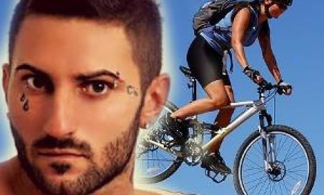 A&epsilon;&rho;ό&beta;&iota;&alpha; ά&sigma;&kappa;&eta;&sigma;&eta; &mu;&epsilon; &pi;&omicron;&delta;ή&lambda;&alpha;&tau;&omicron; &sigma;&tau;&alpha;&tau;&iota;&kappa;&omicron; ή &sigma;&tau;&omicron;&nu; &delta;&rho;&omicron;&mu;&omicron;. &Tau;&omicron;&upsilon; &Mu;ά&rho;&iota;&omicron;&upsilon; &Pi;&alpha;&nu;&alpha;&gamma;ή 