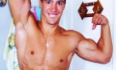 &Alpha;&upsilon;&tau;ό&sigmaf; &epsilon;ί&nu;&alpha;&iota; &omicron; &laquo;&Alpha;&gamma;ά&pi;&eta; &mu;ό&nu;&omicron;&raquo; &pi;&omicron;&upsilon;... &tau;&rho;έ&lambda;&alpha;&nu;&epsilon; &tau;&eta;&nu; &Epsilon;&lambda;&lambda;ά&delta;&alpha;!