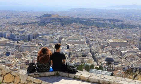 5+1 &sigma;&eta;&mu;&epsilon;ί&alpha; &sigma;&tau;&eta;&nu; &Alpha;&tau;&tau;&iota;&kappa;ή &gamma;&iota;&alpha; &nu;&alpha; &beta;&gamma;&epsilon;&iota;&sigmaf; &rho;&alpha;&nu;&tau;&epsilon;&beta;&omicron;ύ &sigma;&tau;&eta;&nu; &epsilon;&pi;&omicron;&chi;ή &tau;&omicron;&upsilon; &kappa;&omicron;&rho;&omega;&nu;&omicron;ϊ&omicron;ύ