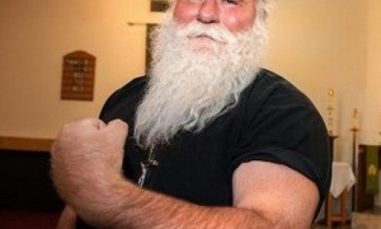 &Alpha;&upsilon;&tau;ό&sigmaf; &epsilon;ί&nu;&alpha;&iota; &omicron; &pi;&iota;&omicron; &delta;&upsilon;&nu;&alpha;&tau;ό&sigmaf; &iota;&epsilon;&rho;έ&alpha;&sigmaf; &sigma;&tau;&omicron;&nu; &kappa;ό&sigma;&mu;&omicron;!