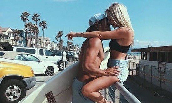 A&upsilon;&tau;ά &epsilon;ί&nu;&alpha;&iota; &tau;&alpha; &tau;&rho;ί&alpha; &sigma;&eta;&mu;ά&delta;&iota;&alpha; &pi;&omicron;&upsilon; &phi;&alpha;&nu;&epsilon;&rho;ώ&nu;&omicron;&upsilon;&nu; ό&tau;&iota; ή&rho;&theta;&epsilon; &eta; ώ&rho;&alpha; &nu;&alpha; &chi;&omega;&rho;ί&sigma;&epsilon;&iota;&sigmaf;