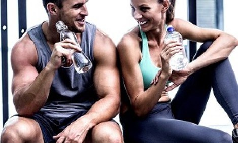 B&rho;&epsilon;&sigmaf; &sigma;&tau;&omicron; &gamma;&upsilon;&mu;&nu;&alpha;&sigma;&tau;ή&rho;&iota;&omicron; &tau;&eta; &gamma;&upsilon;&nu;&alpha;ί&kappa;&alpha; &pi;&omicron;&upsilon; &sigma;&omicron;&upsilon; &tau;&alpha;&iota;&rho;&iota;ά&zeta;&epsilon;&iota;