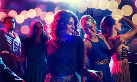 Η ηλικία που πρέπει να σταματήσεις το clubbing