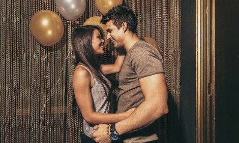 &Tau;&iota; &epsilon;ί&nu;&alpha;&iota; &pi;&iota;&omicron; &sigma;&eta;&mu;&alpha;&nu;&tau;&iota;&kappa;ό &alpha;&pi;ό &tau;&omicron; &sigma;&epsilon;&xi; &sigma;&epsilon; &mu;&iota;&alpha; &sigma;&chi;έ&sigma;&eta;;