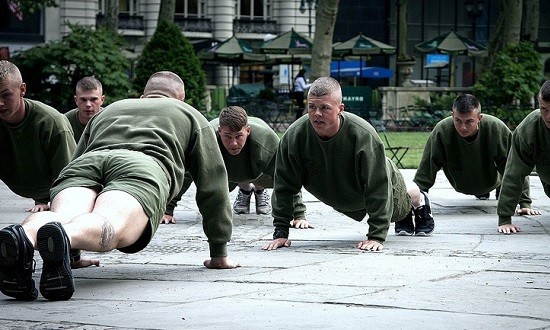 &Omicron;&iota; &sigma;&upsilon;&mu;&beta;&omicron;&upsilon;&lambda;έ&sigmaf; &epsilon;&nu;ό&sigmaf; &Alpha;&mu;&epsilon;&rho;&iota;&kappa;&alpha;&nu;&omicron;ύ &pi;&rho;ώ&eta;&nu; &pi;&epsilon;&zeta;&omicron;&nu;&alpha;ύ&tau;&eta; &gamma;&iota;&alpha; &mu;ά&chi;&iota;&mu;&omicron; &sigma;ώ&mu;&alpha;